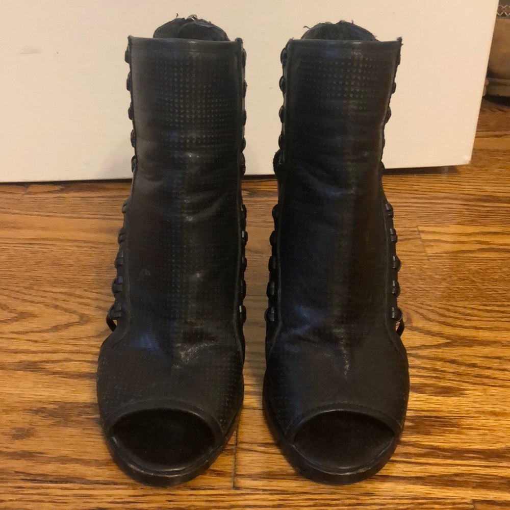 Dolce vita cutout open toe bootie - Picture 2 of 3
